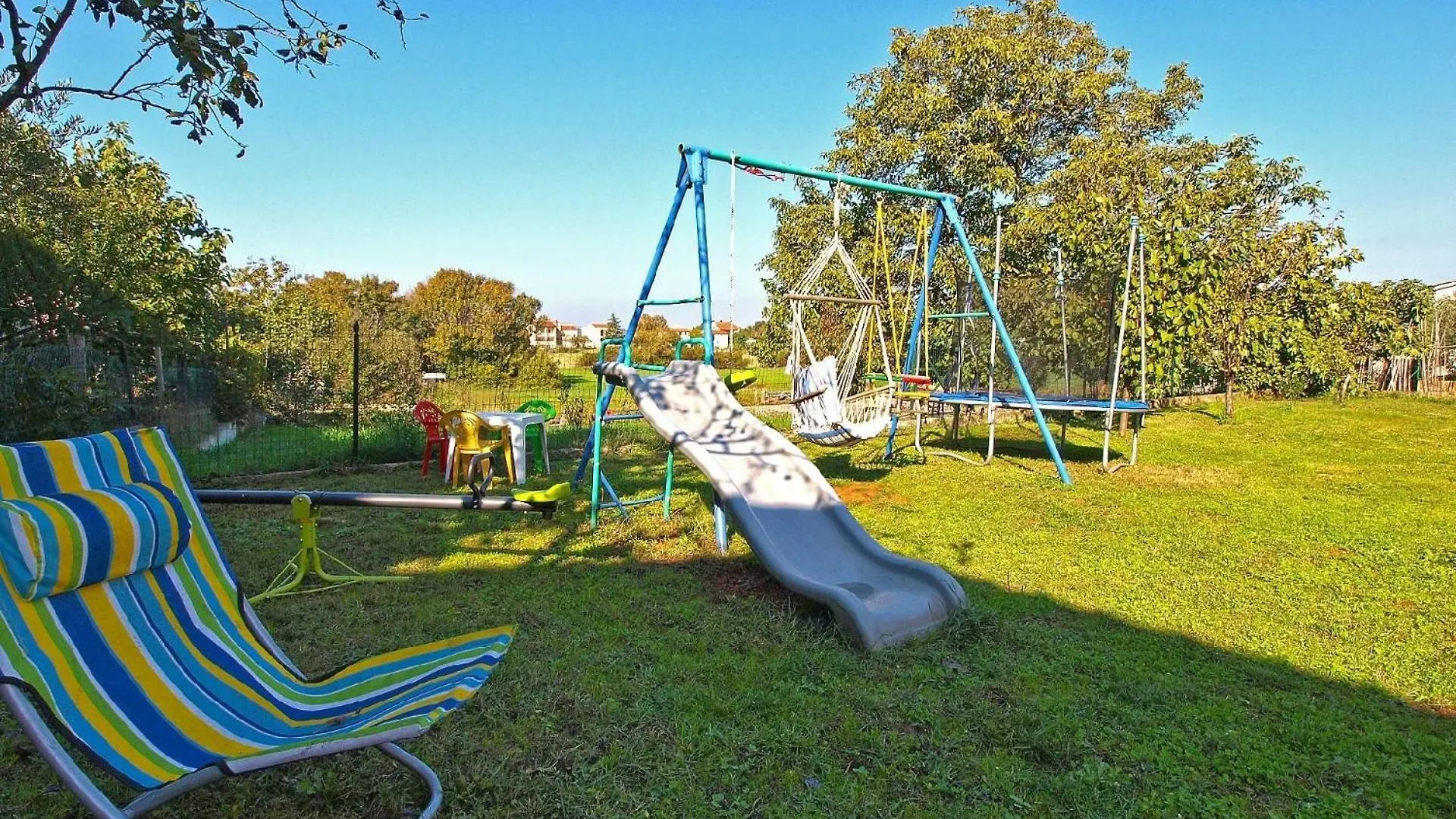Ferienwohnung Fuer 4 Personen Ca 42 Qm In Fazana-Surida, Istrien Istrische Riviera Valbandon 0*,  Kroatien